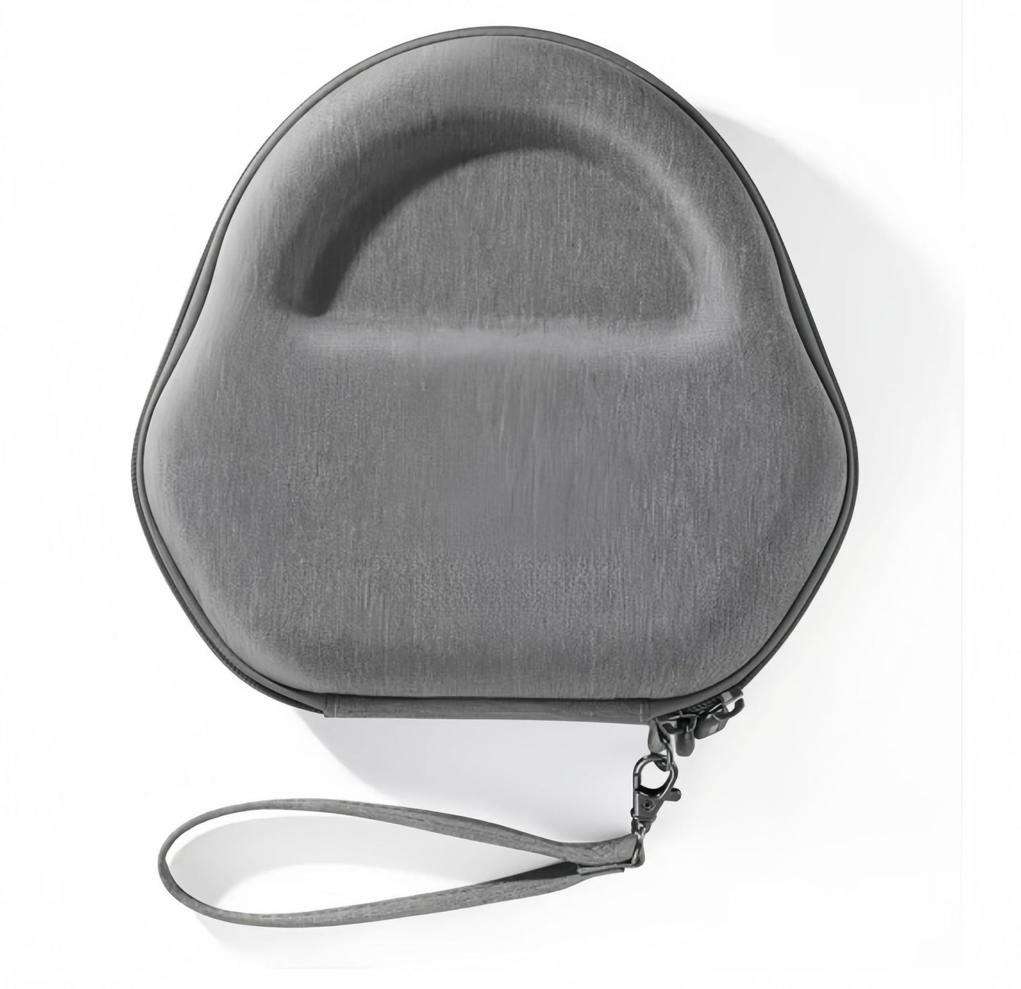Geschlossenes graues Hardcase für AirPods Max mit Trageschlaufe auf weißem Hintergrund.